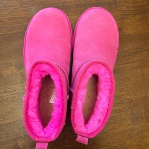 Ultra Mini Pink UGGS